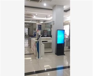 宣城涇縣政務中心43寸立式查詢機，帶刷二代身份證功能